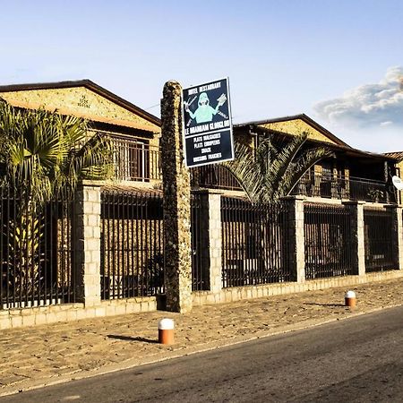 Hotel Restaurant Le Miamiam Glouglou Ambositra Esterno foto