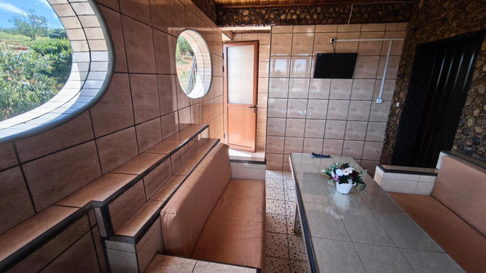 Hotel Restaurant Le Miamiam Glouglou Ambositra Esterno foto