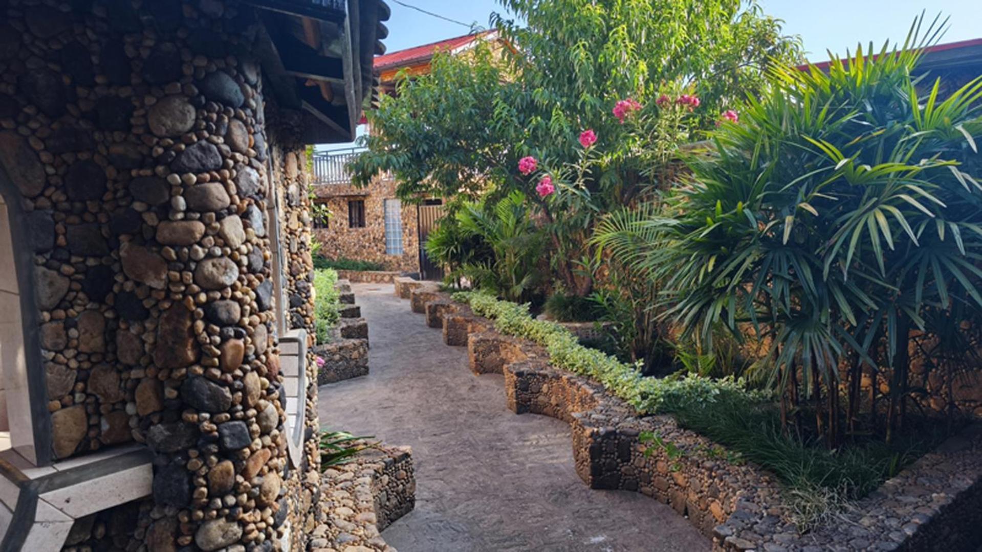 Hotel Restaurant Le Miamiam Glouglou Ambositra Esterno foto