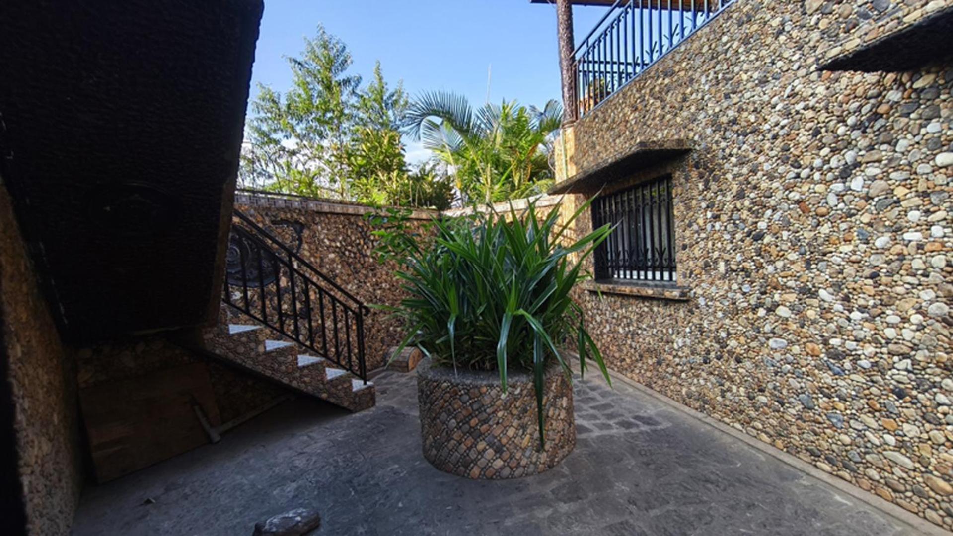 Hotel Restaurant Le Miamiam Glouglou Ambositra Esterno foto